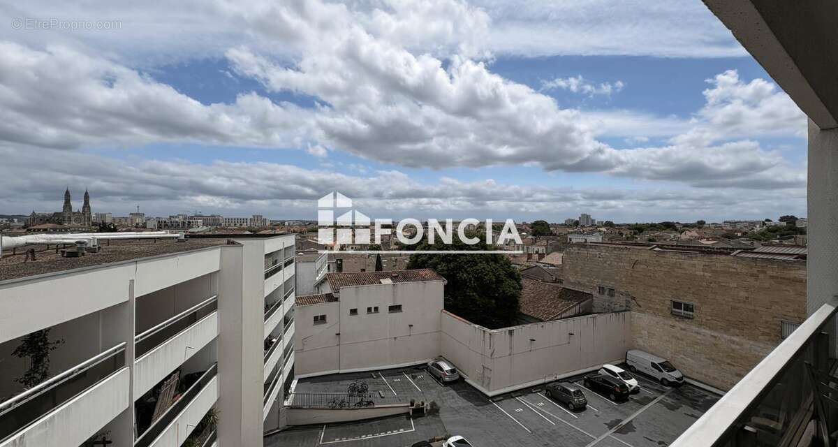 Grand studio lumineux avec balcon, place de parking et cellier - photo 9