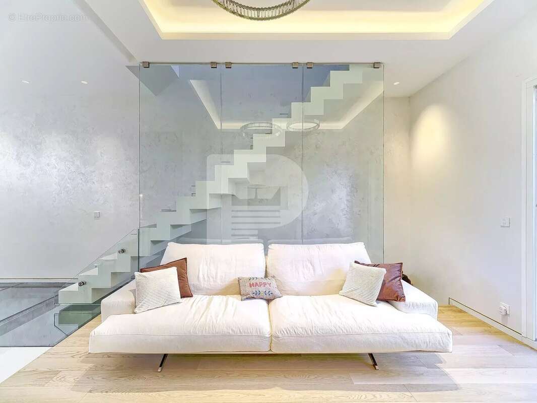 Maison à SAINT-JEAN-CAP-FERRAT