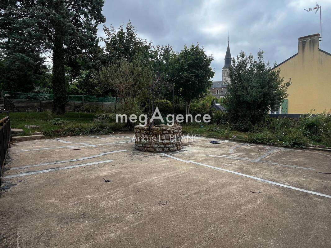 Maison à SAINT-DENIS-D&#039;ORQUES