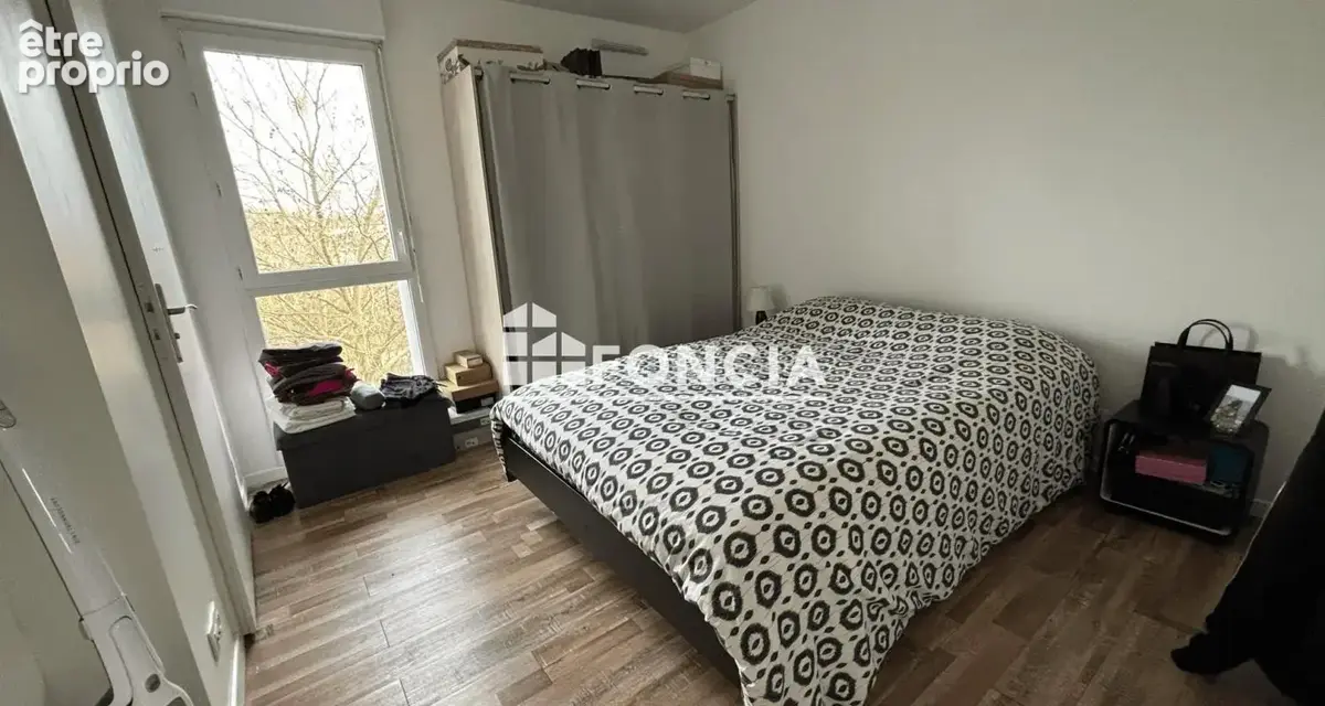 Appartement orienté sud, proche de la gare de Creteil-Pompadour - photo 4