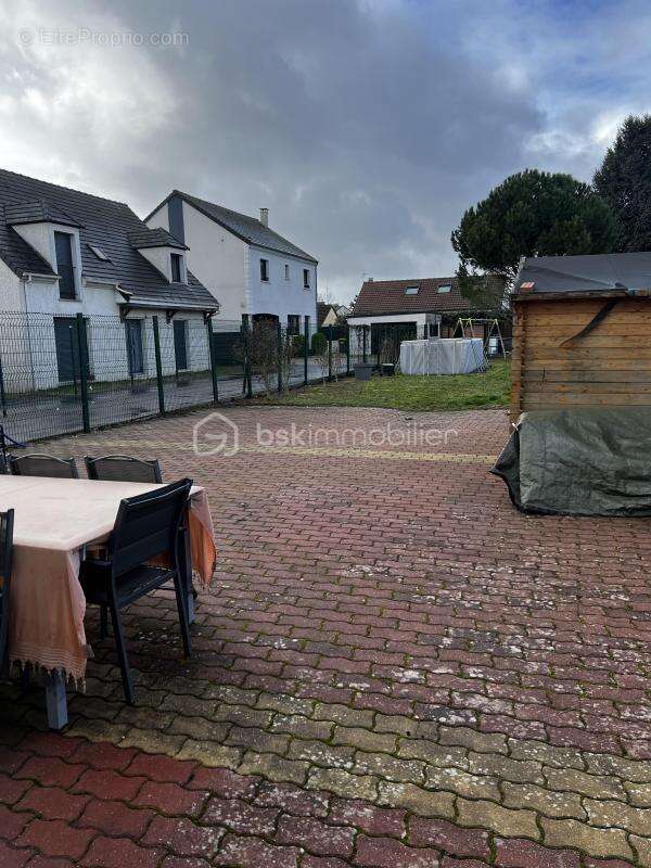 Maison à LE PLESSIS-PATE