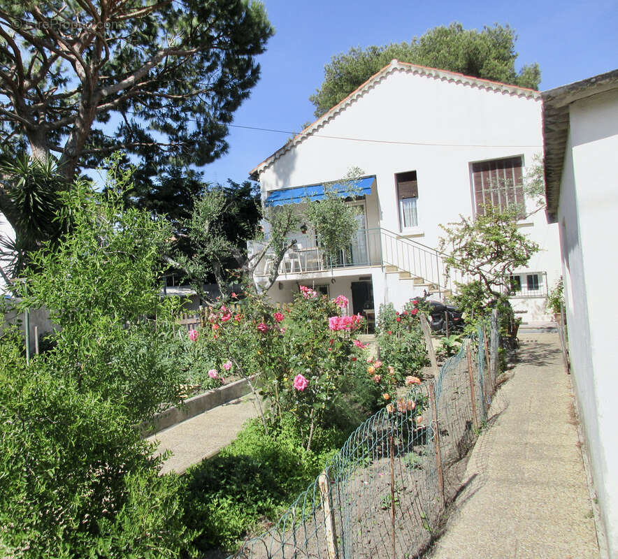 Maison à MARSEILLE-8E