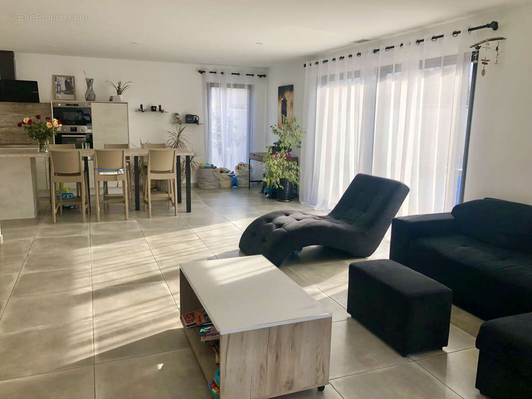 Maison à LAROQUE-DES-ALBERES