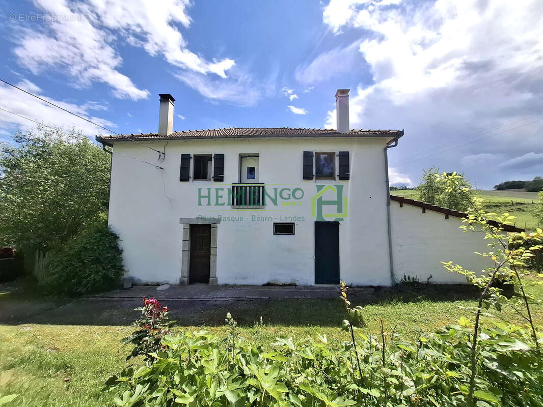 Maison à VIODOS-ABENSE-DE-BAS