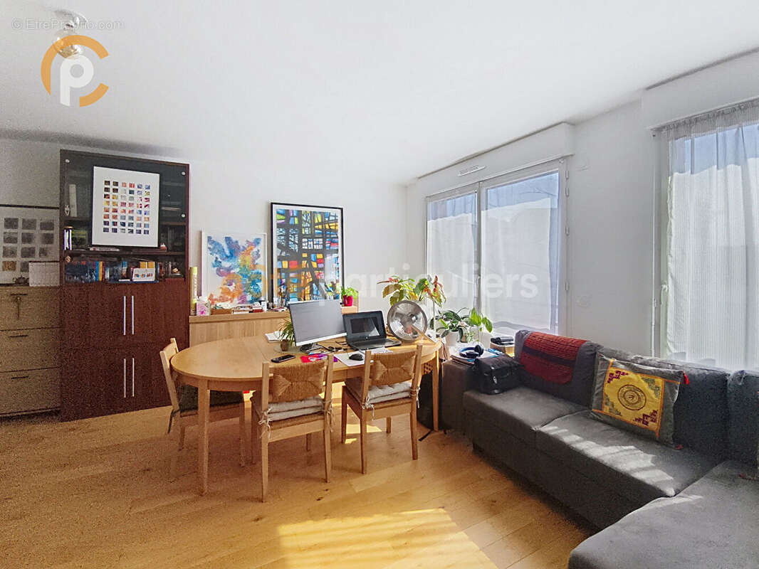 Appartement à IVRY-SUR-SEINE
