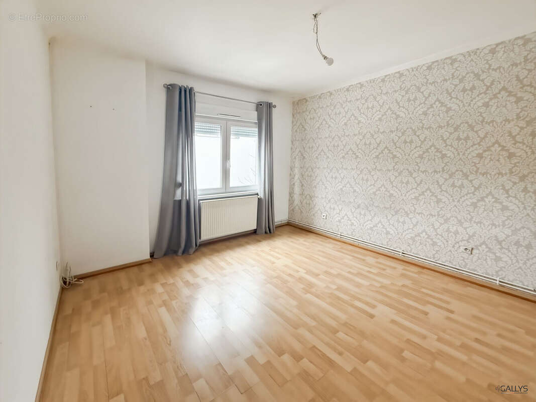 Appartement à ARS-SUR-MOSELLE