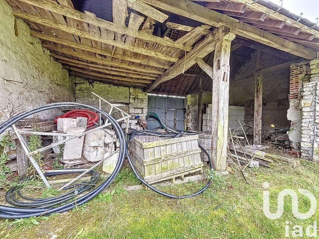 Photo 3 - Maison à GENILLE