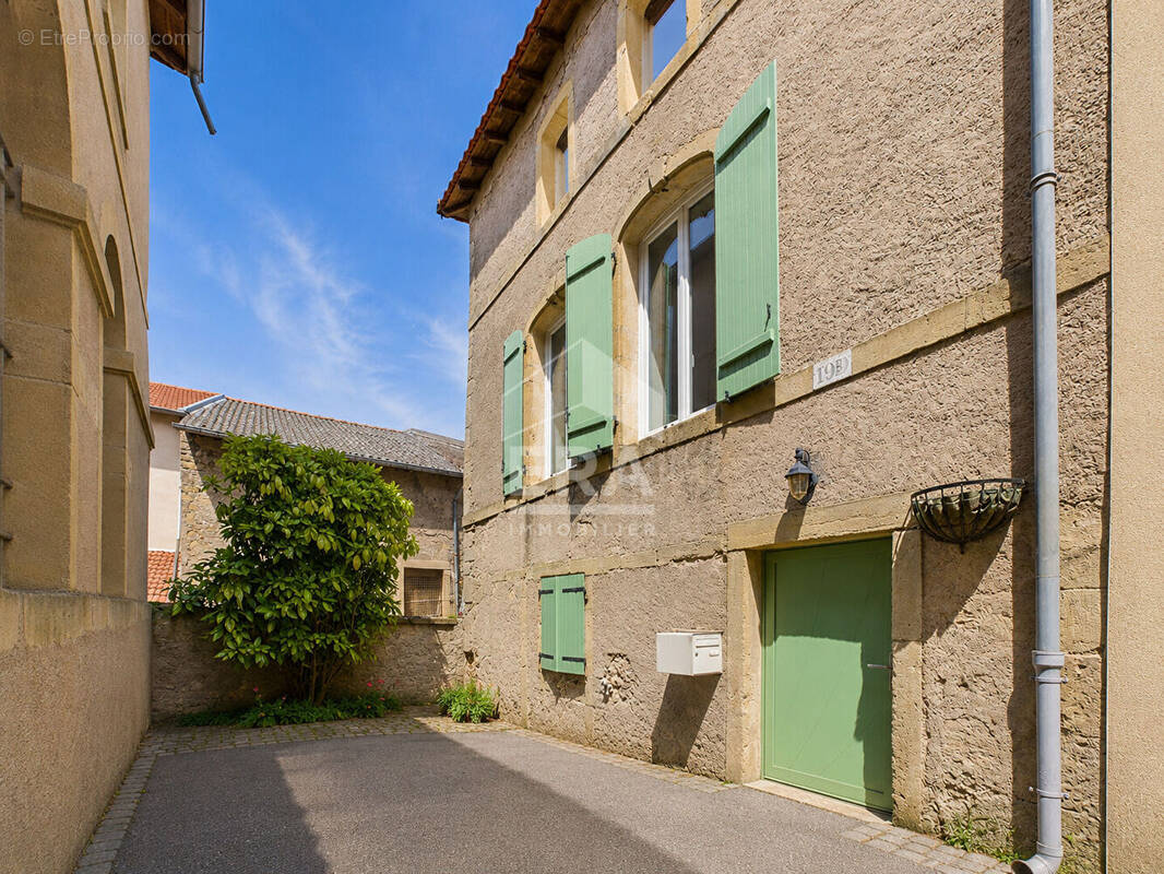 Maison à NOVEANT-SUR-MOSELLE