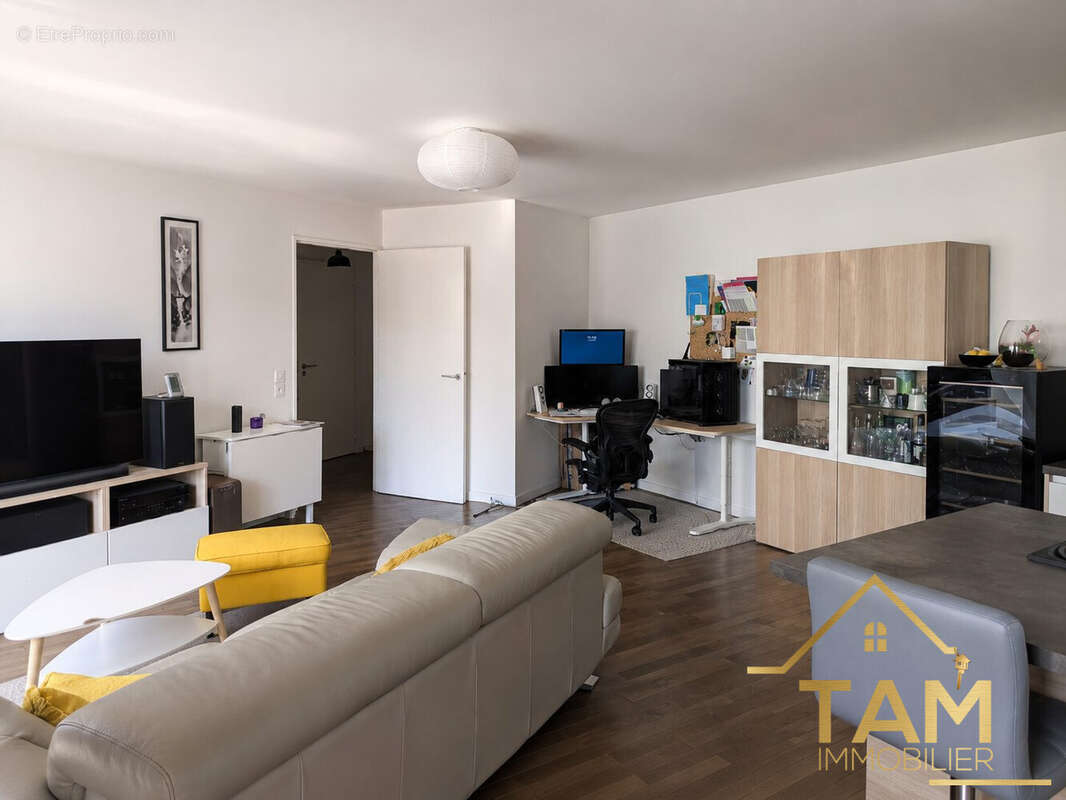 Appartement à SAINT-CYR-L'ECOLE