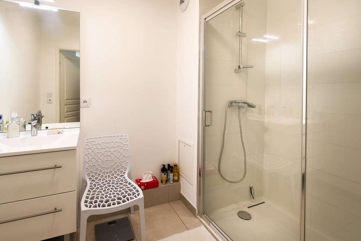 Appartement à LAMORLAYE