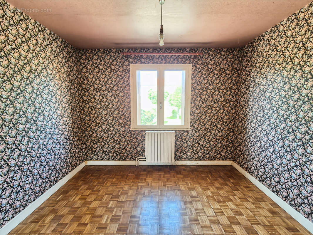 Maison à MAUVEZIN