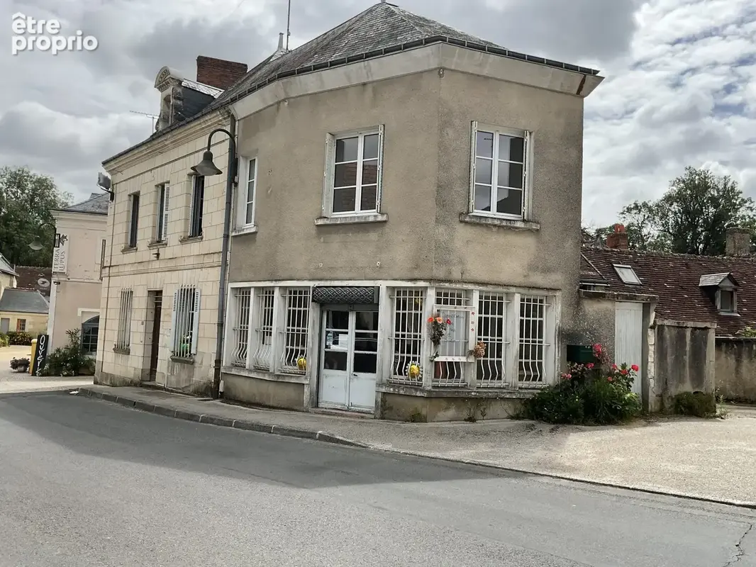 Maison 114 m² à Loche-Sur-Indrois  - photo 2
