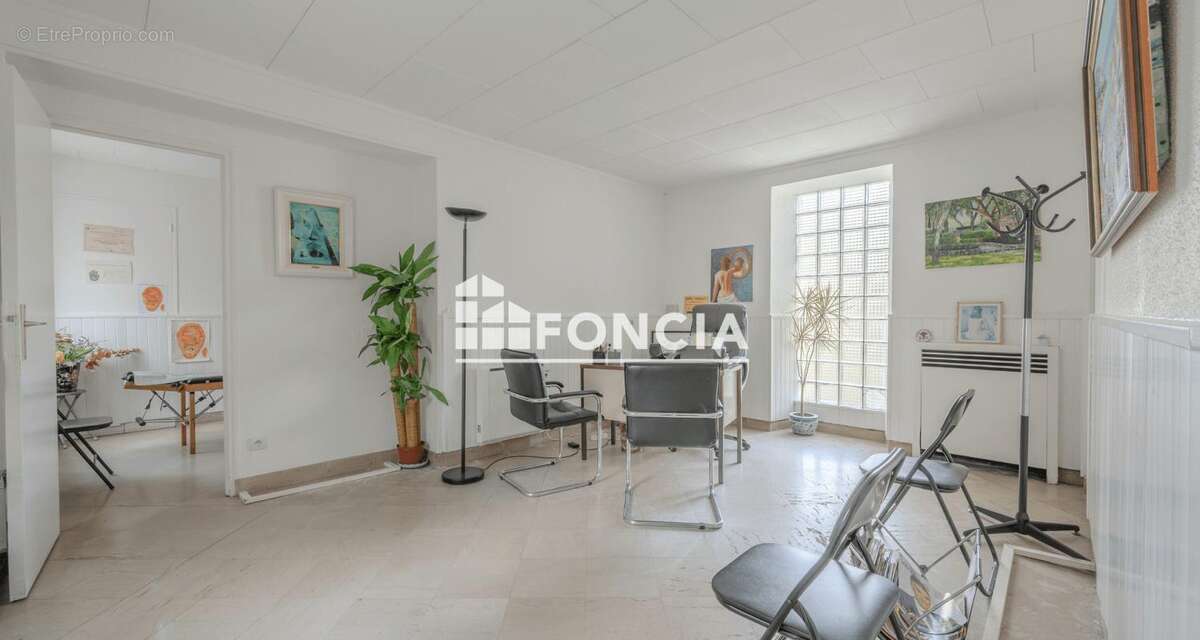 Appartement à VERSAILLES