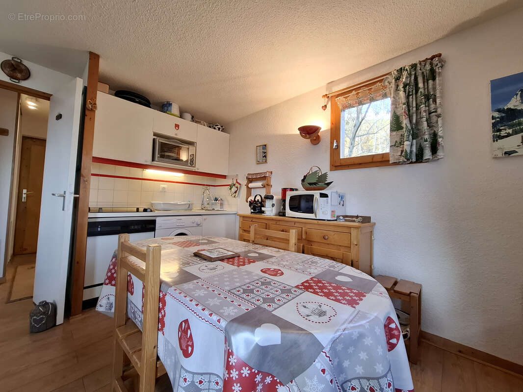 Appartement à LA LECHERE