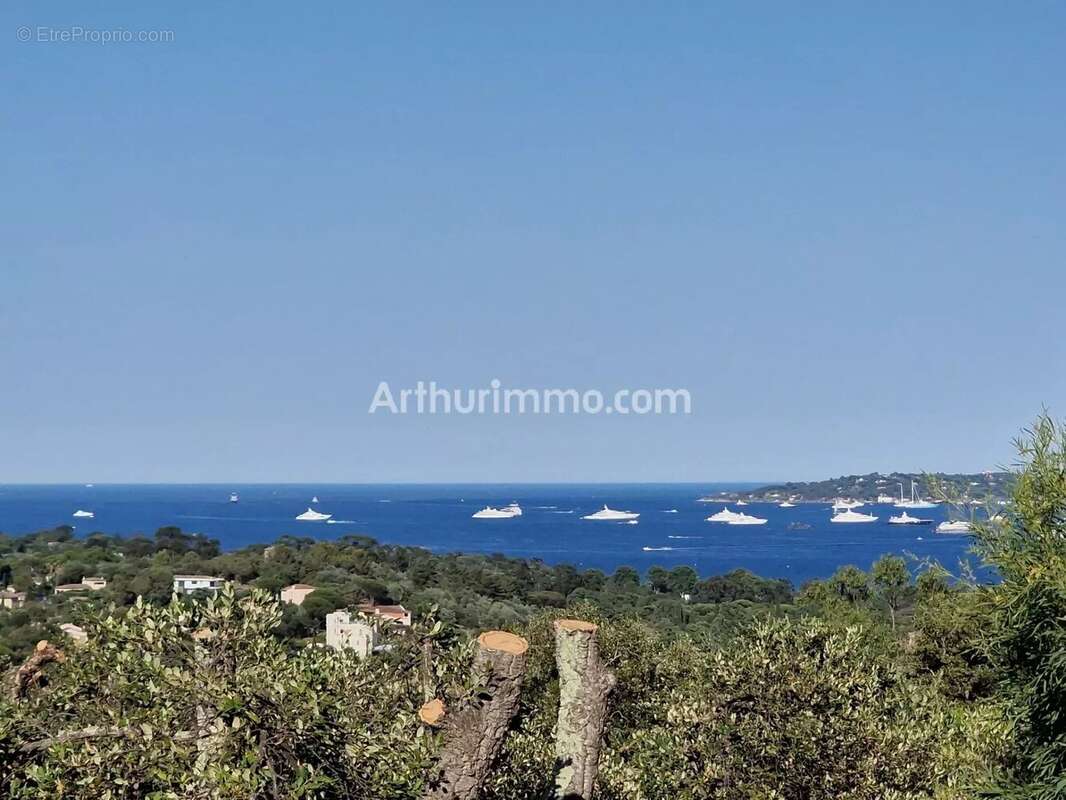 Appartement à GRIMAUD