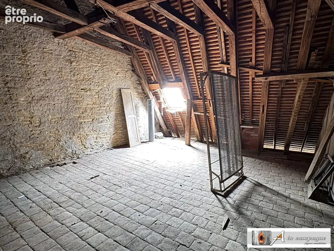 Maison 2 pièces 29 m² à vendre à Chambon-Sur-Voueize (23170) - photo 7