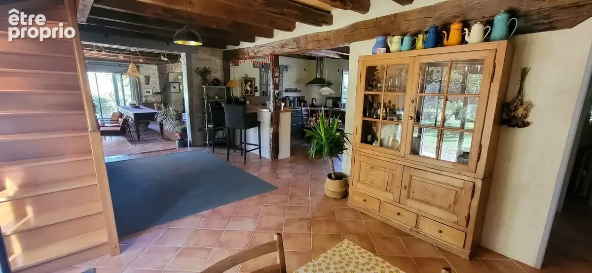 Ancienne grange restaurée avec piscine - photo 6