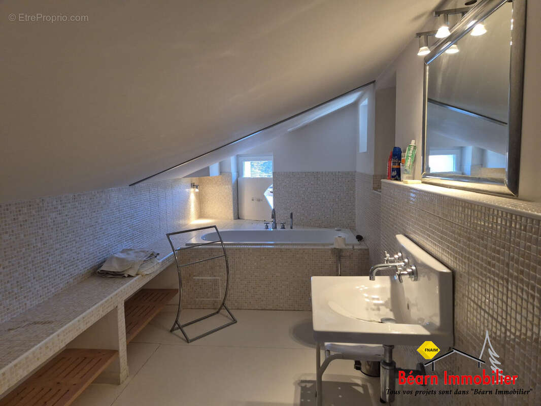 Maison à SALIES-DE-BEARN