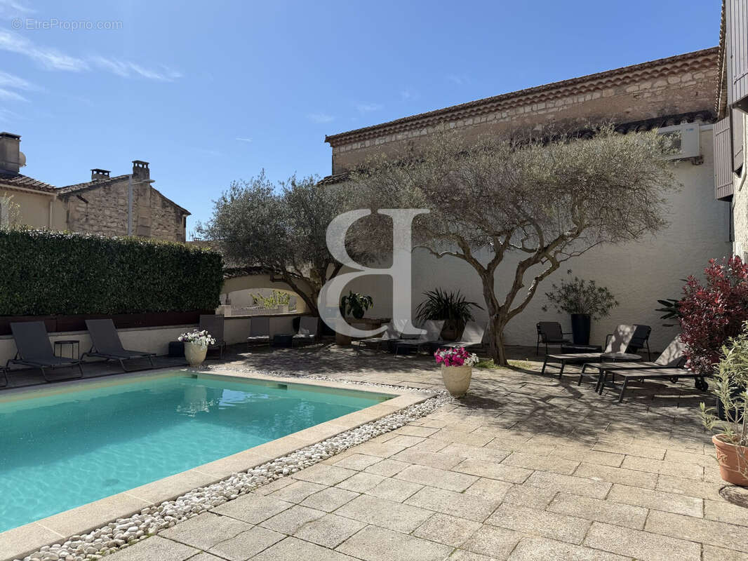 Maison 600 m² à Maussane-Les-Alpilles  - photo 7