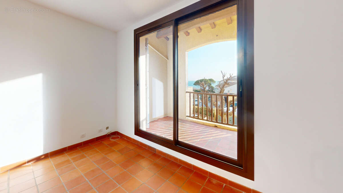 Appartement à SAUSSET-LES-PINS