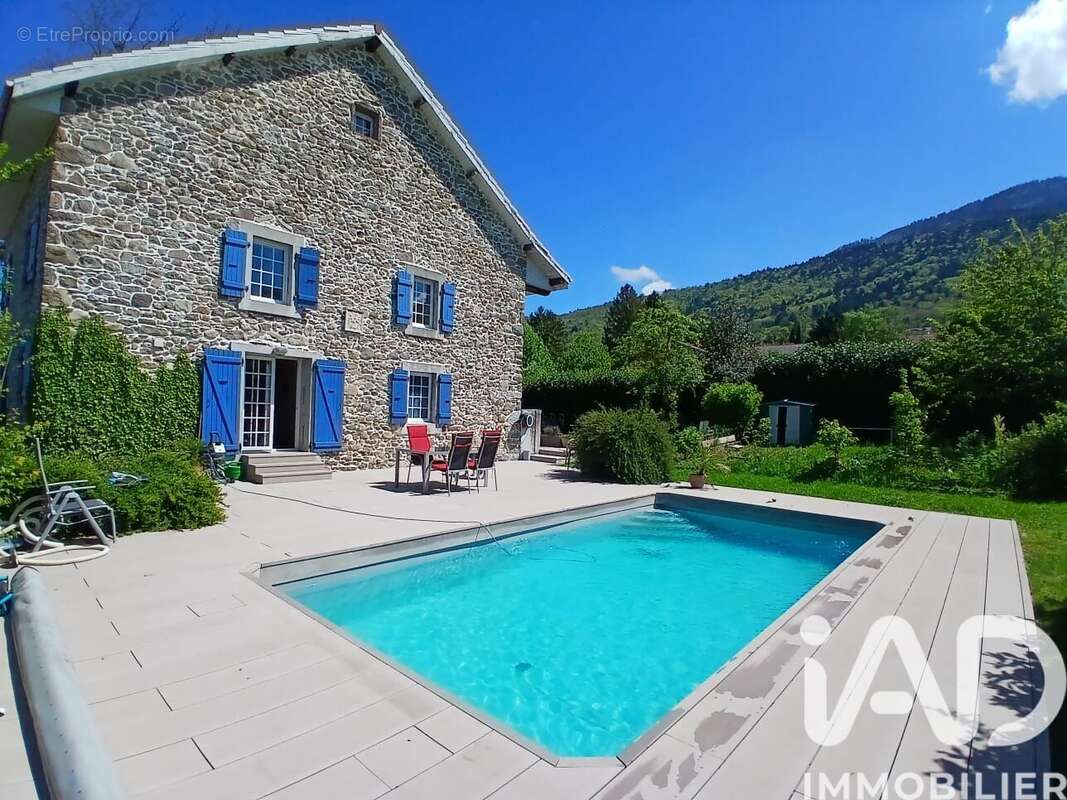 Photo 3 - Maison à SAINT-CERGUES