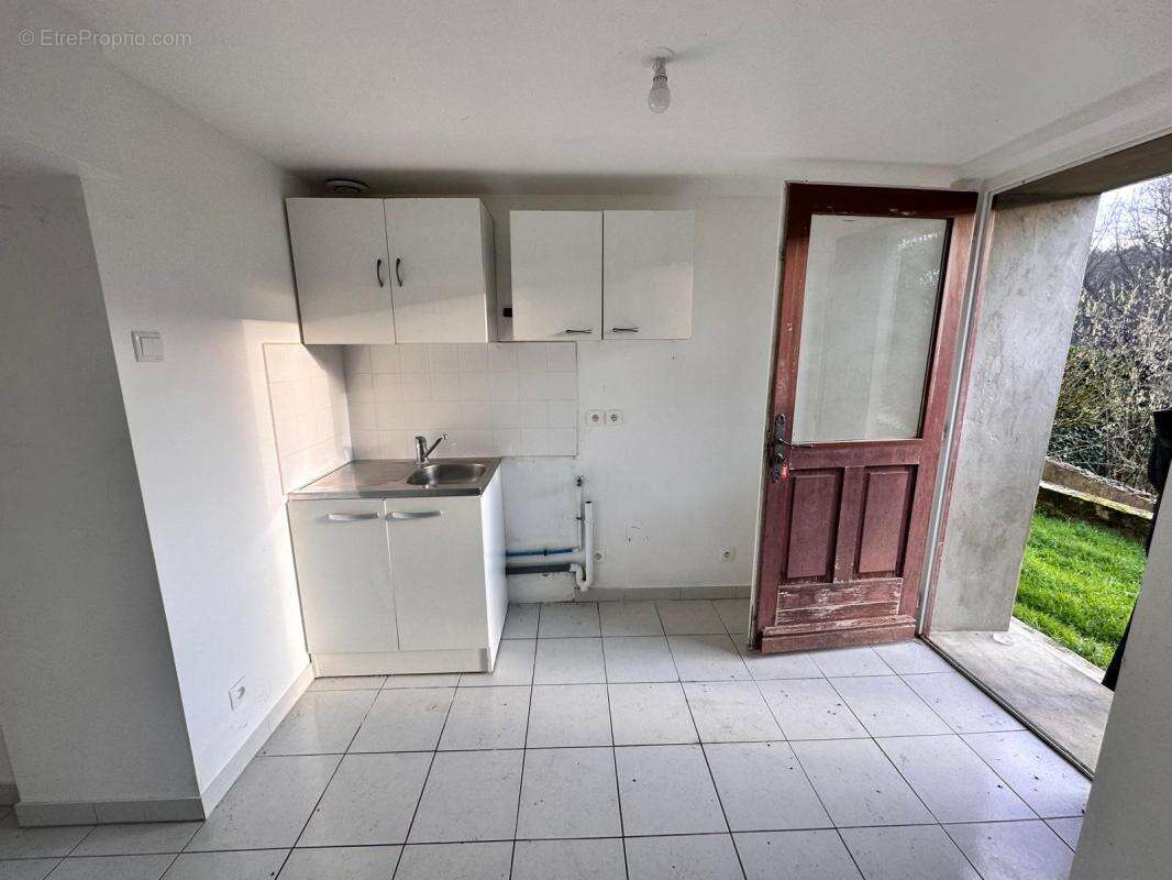 Appartement à BUC