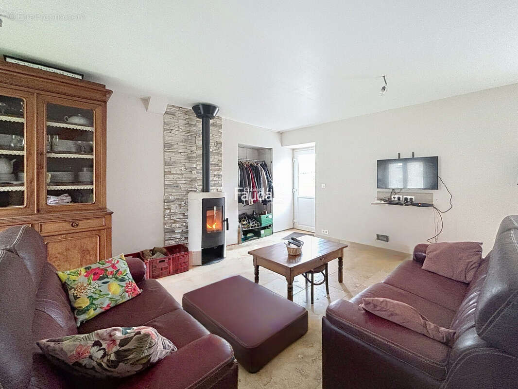 Maison 139 m² à Picauville  - photo 4
