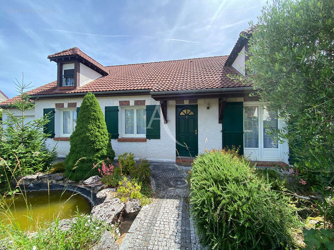 Maison à FAY-AUX-LOGES