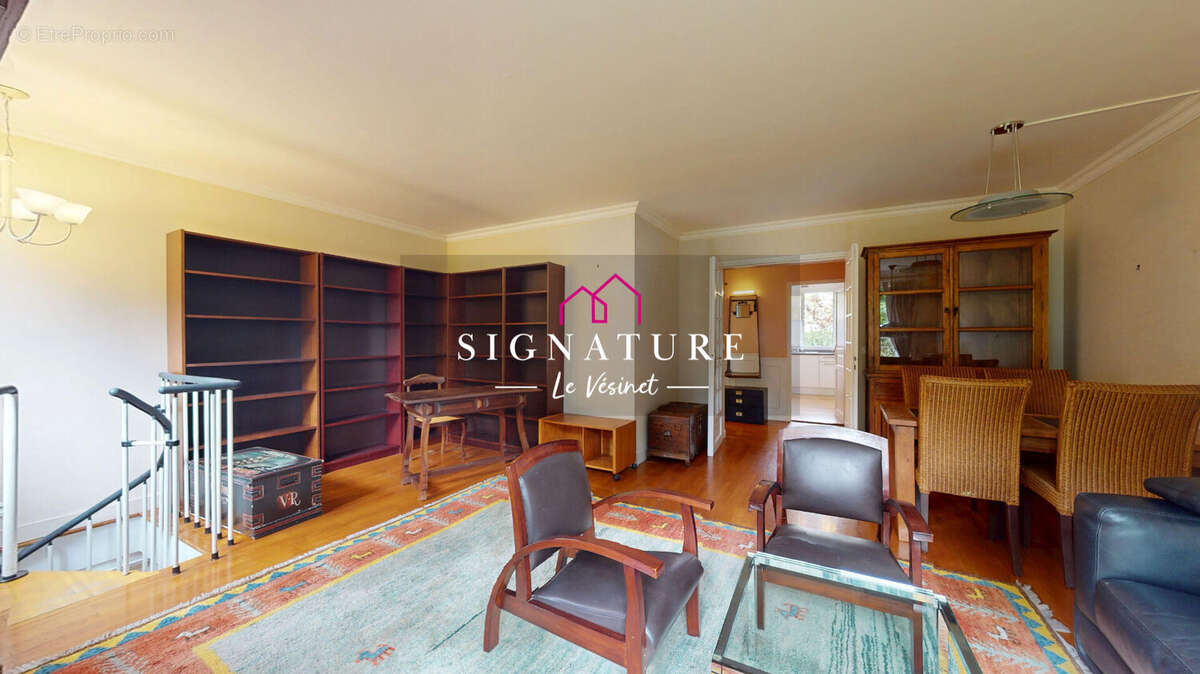 Appartement à LE VESINET