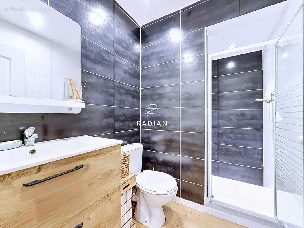 Appartement 56 m² à Lille  - photo 9