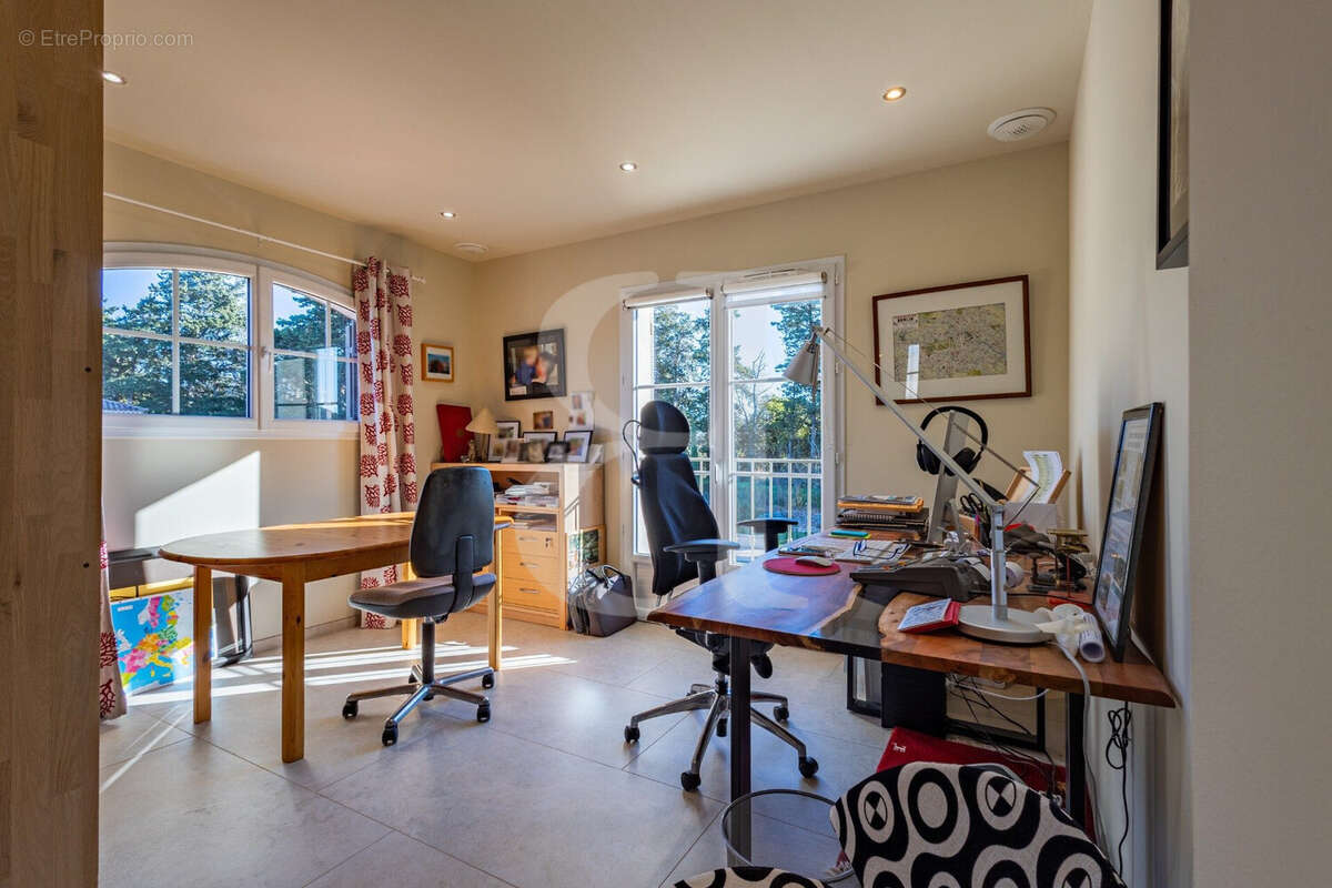 Maison à L&#039;ISLE-SUR-LA-SORGUE