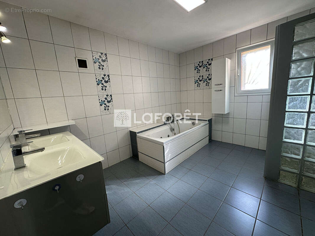 Maison à CAGNAC-LES-MINES