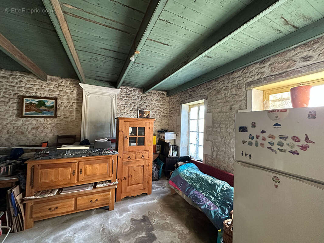 Maison à SAINT-JUST-LUZAC