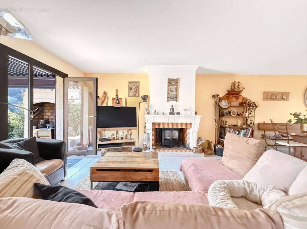 Maison à LA COLLE-SUR-LOUP