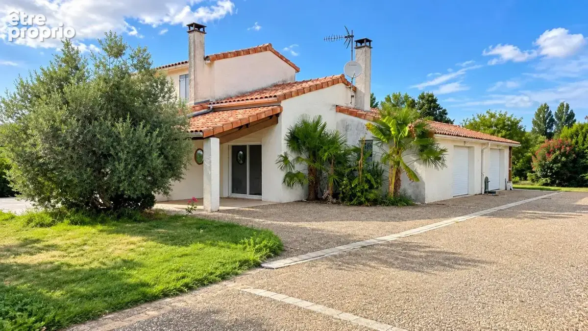 Maison 7 pièces 175 m² à vendre à Meursac (17120) - photo 3