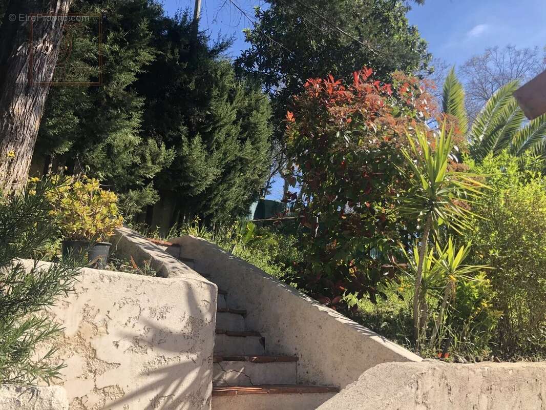 Maison à LA COLLE-SUR-LOUP