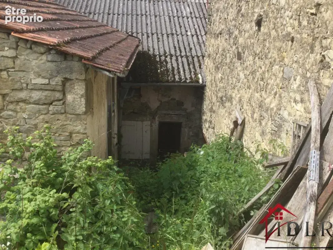 maison de village 77 m2 sur un terrain de 1670 ,m2 - photo 8