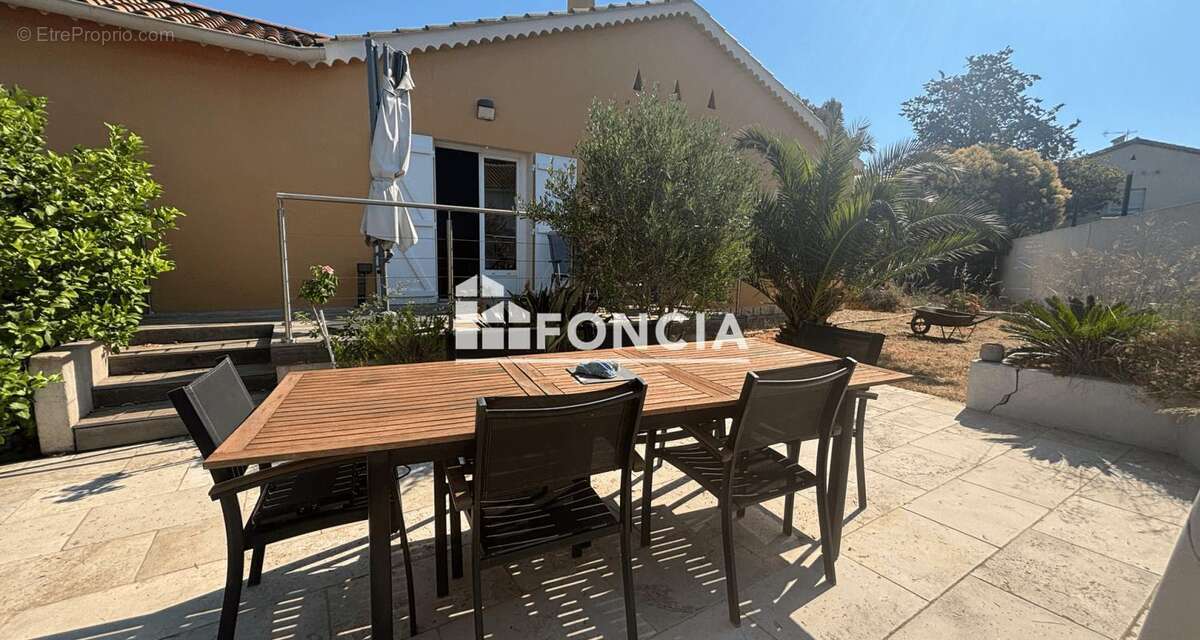 Maison à SIX-FOURS-LES-PLAGES