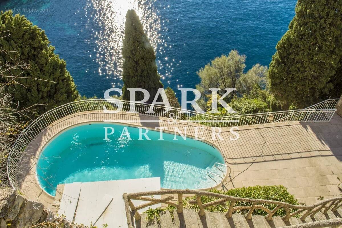 Appartement à CAP-D'AIL