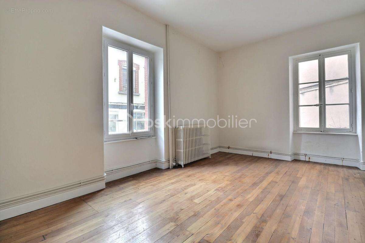 maison  de ville 165m² 63300 Thiers - photo 14