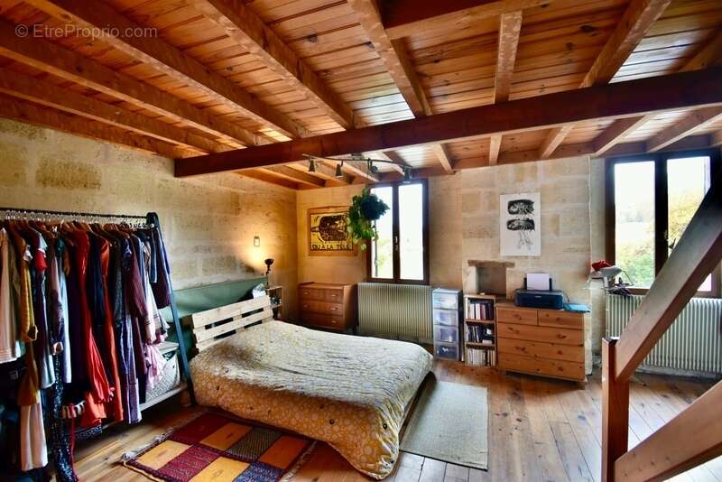 Maison à LESTIAC-SUR-GARONNE