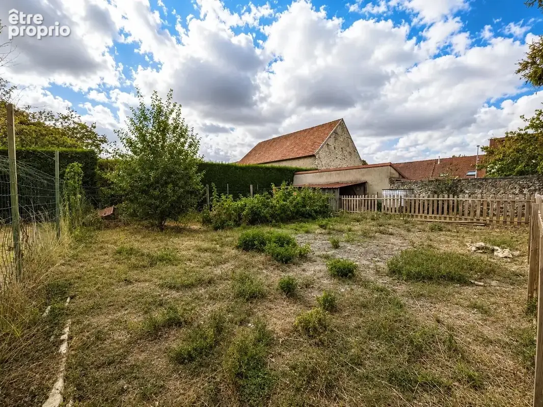 Ref 2302 : Maison lumineuse aux beaux volumes – 4 chambres – Proche toutes commodités - photo 14
