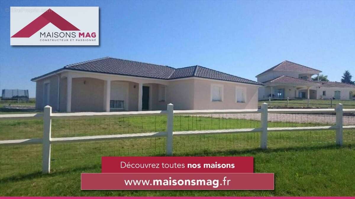 Terrain à SAINT-POURCAIN-SUR-SIOULE