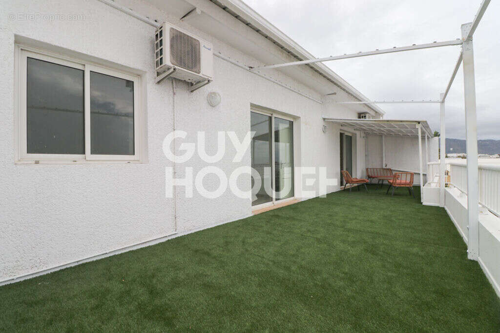 Appartement à SAINT-DENIS