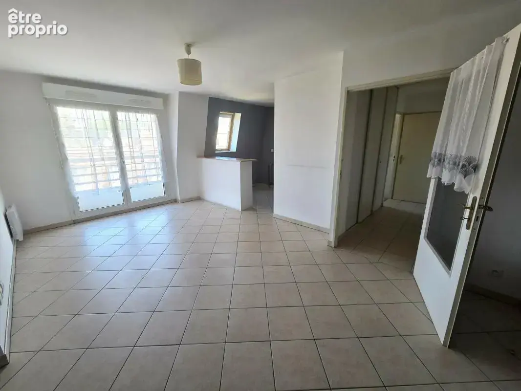 Appartement 2 pièces 44 m² à vendre à Tourcoing (59200) - photo 2