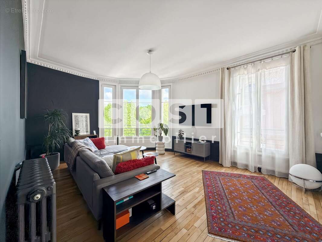 Appartement à ASNIERES-SUR-SEINE