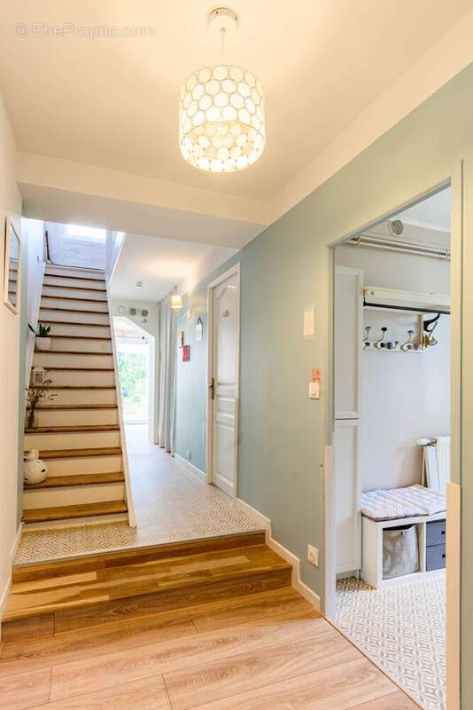 Maison à MONCHECOURT