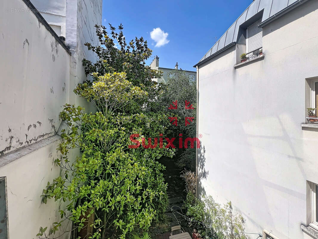Appartement à PARIS-11E