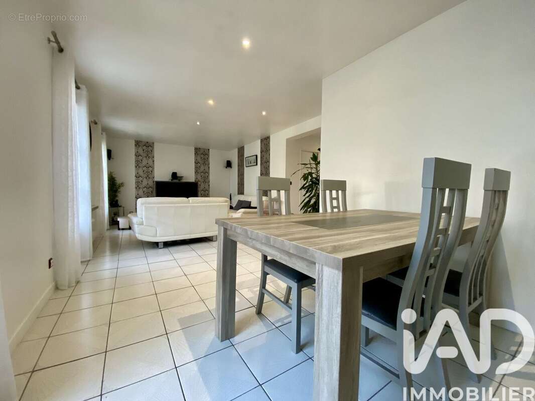 Photo 4 - Maison à GARGES-LES-GONESSE