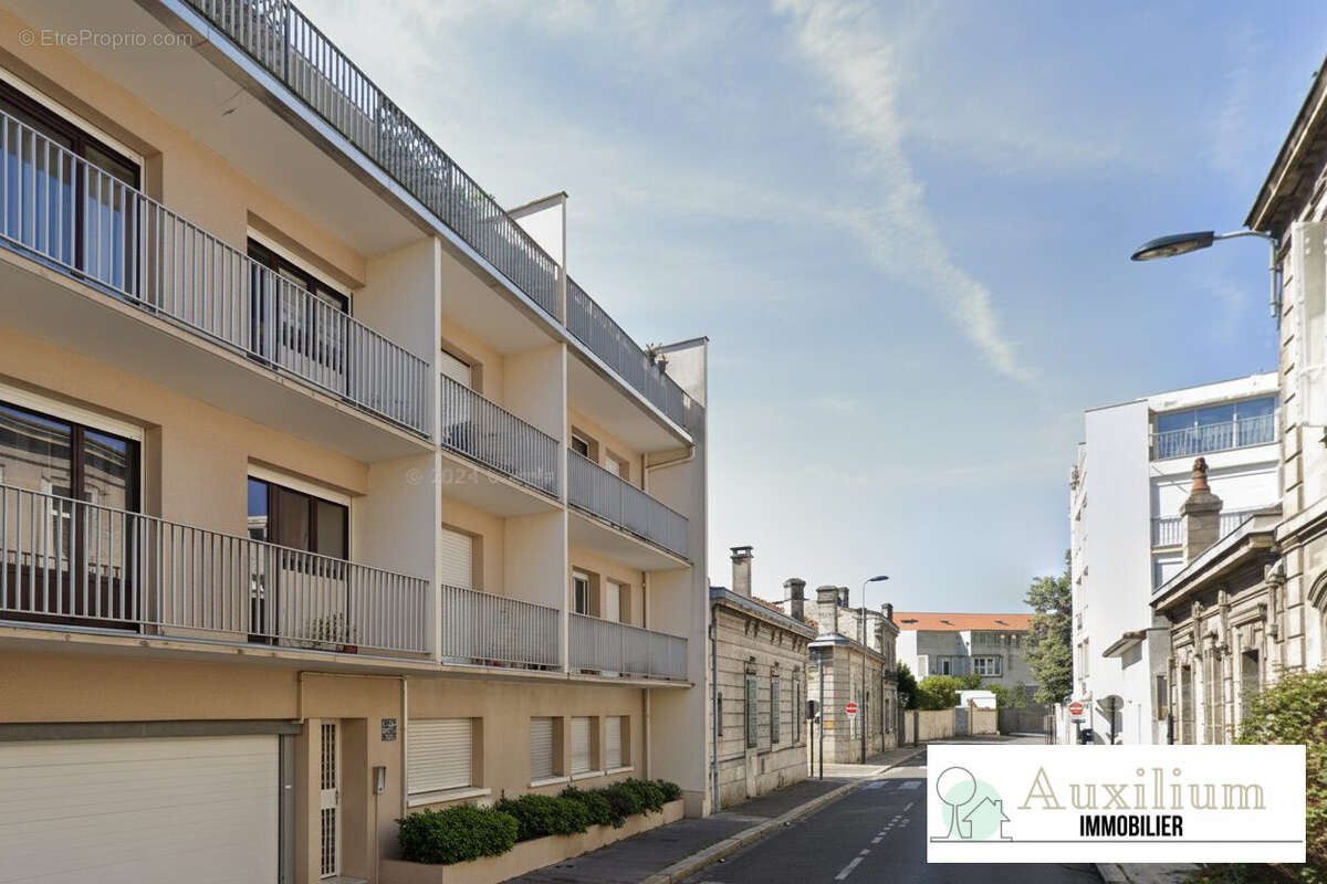 Appartement à BORDEAUX